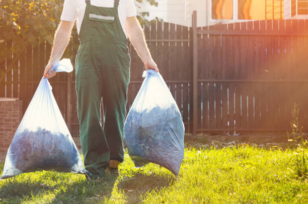 Best Furniture Removal  in Hiawatha, KS